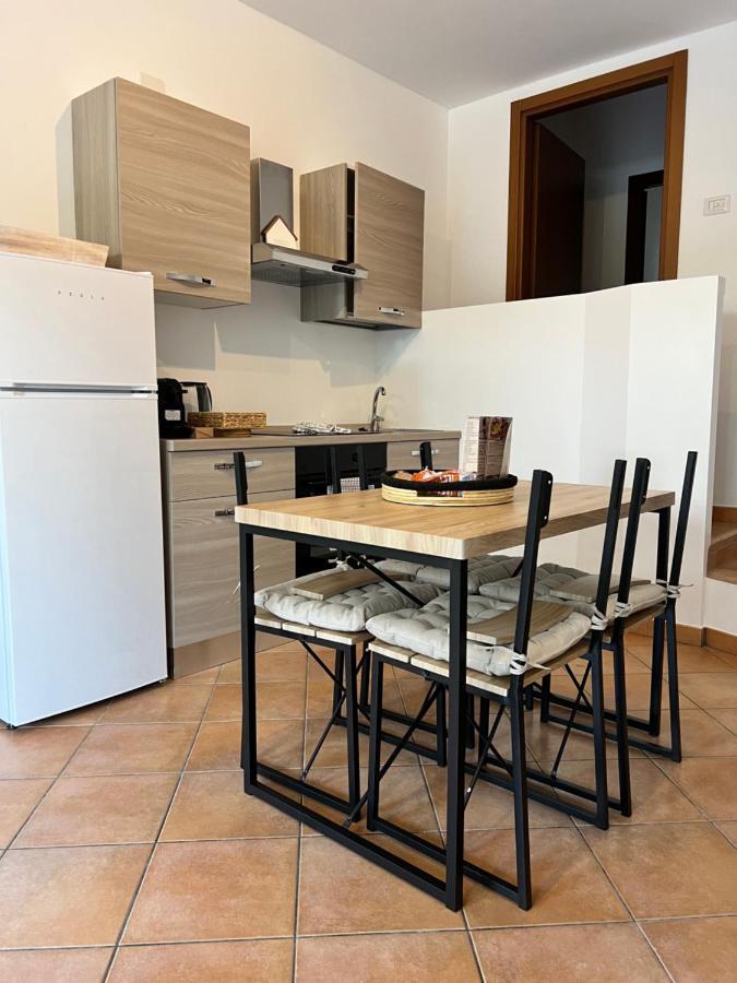 85 Mjka House Free Parking Como Albese Con Cassano Exterior photo